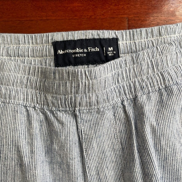 NWT Abercrombie & Fitch Men’s Short Light Blue Stripes Shorts NEW Size M - Picture 8 of 8